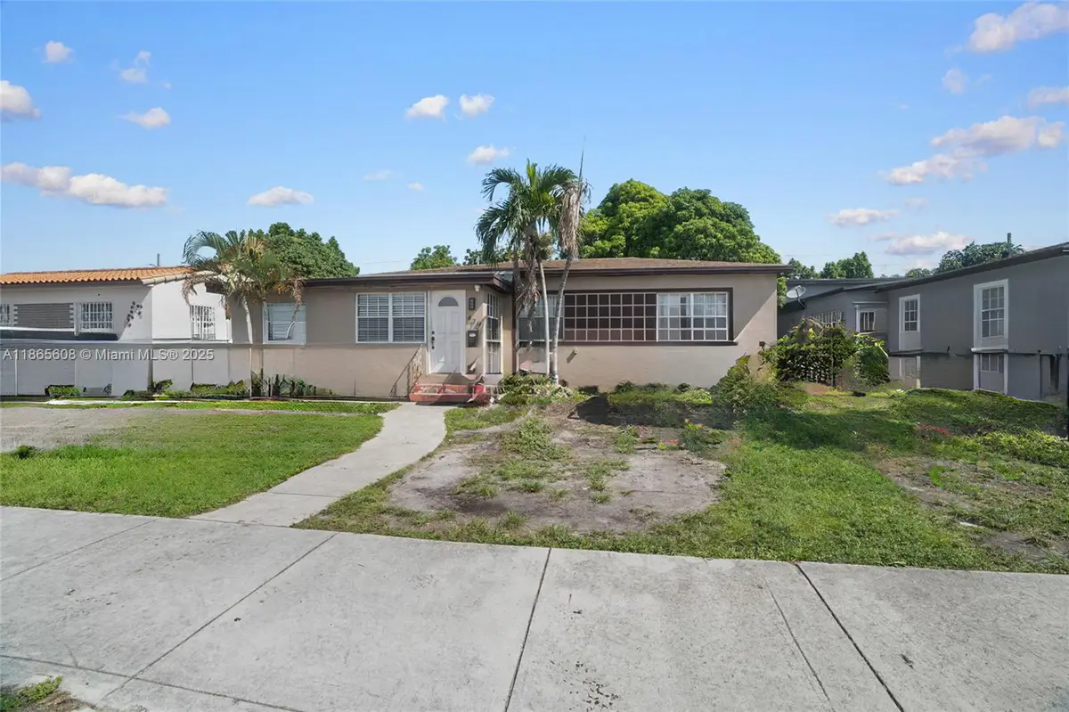 479 E 32nd St, Hialeah, FL 33013 - Image #1
