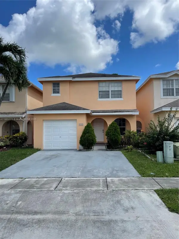 4030 Eastridge Cir, Deerfield Beach, FL 33064