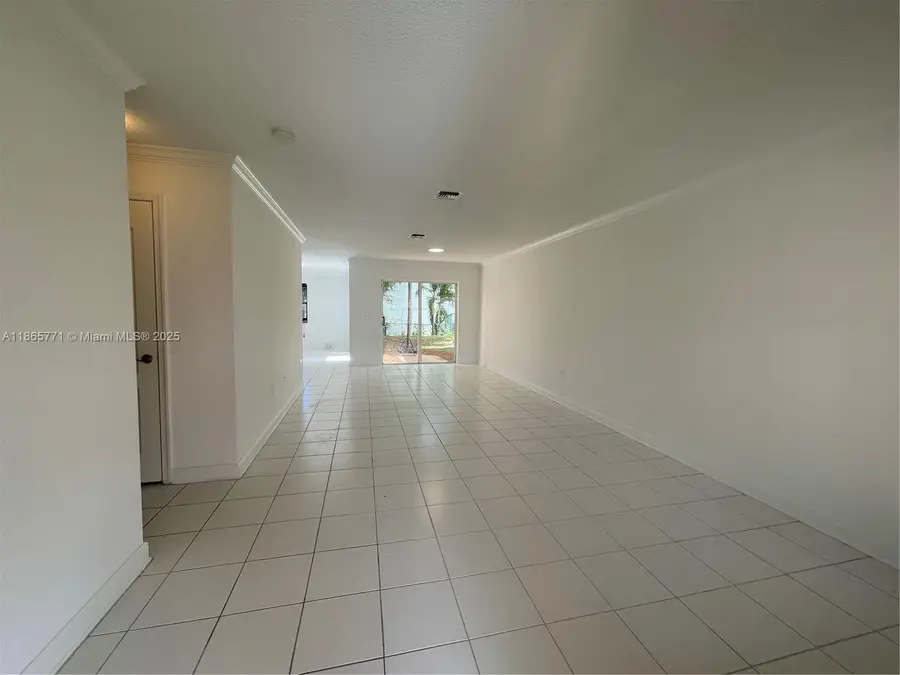4030 Eastridge Cir, Deerfield Beach, FL 33064 - Image #2