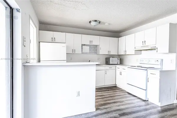 10350 SW 220th St #254, Cutler Bay, FL 33190