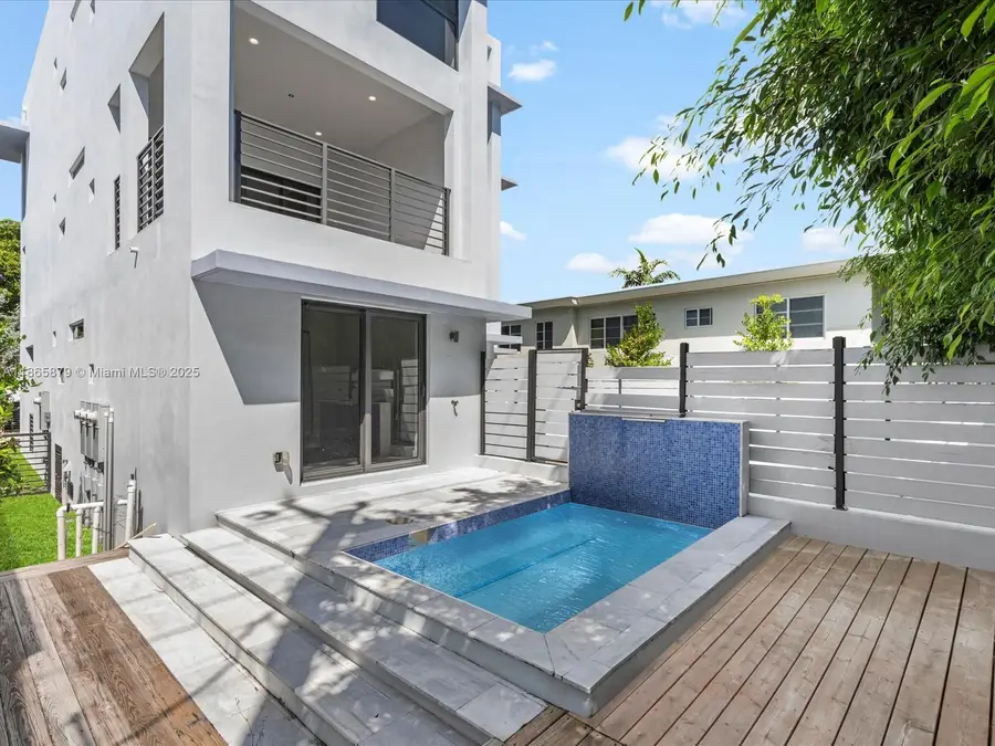 1134 71st St, Miami Beach, FL 33141 - Image #3