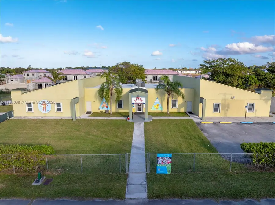 1200 NE 8th St, Homestead, FL 33033 - #3