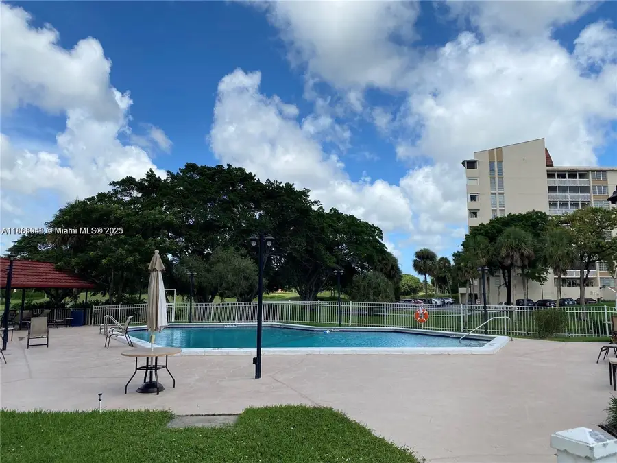 7051 Environ Blvd #431, Lauderhill, FL 33319 - Image #3