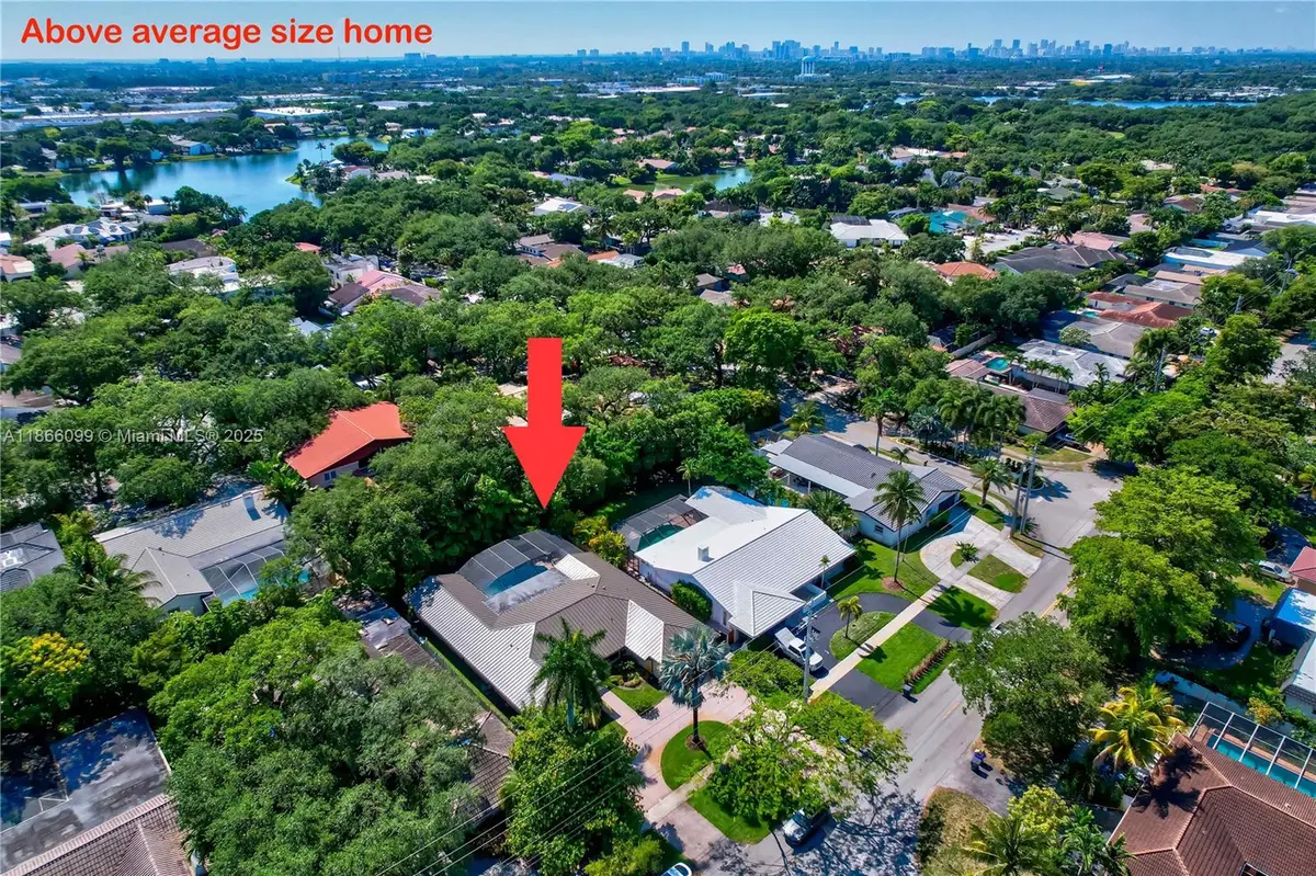 3721 N Park Rd, Hollywood, FL 33021 - #1