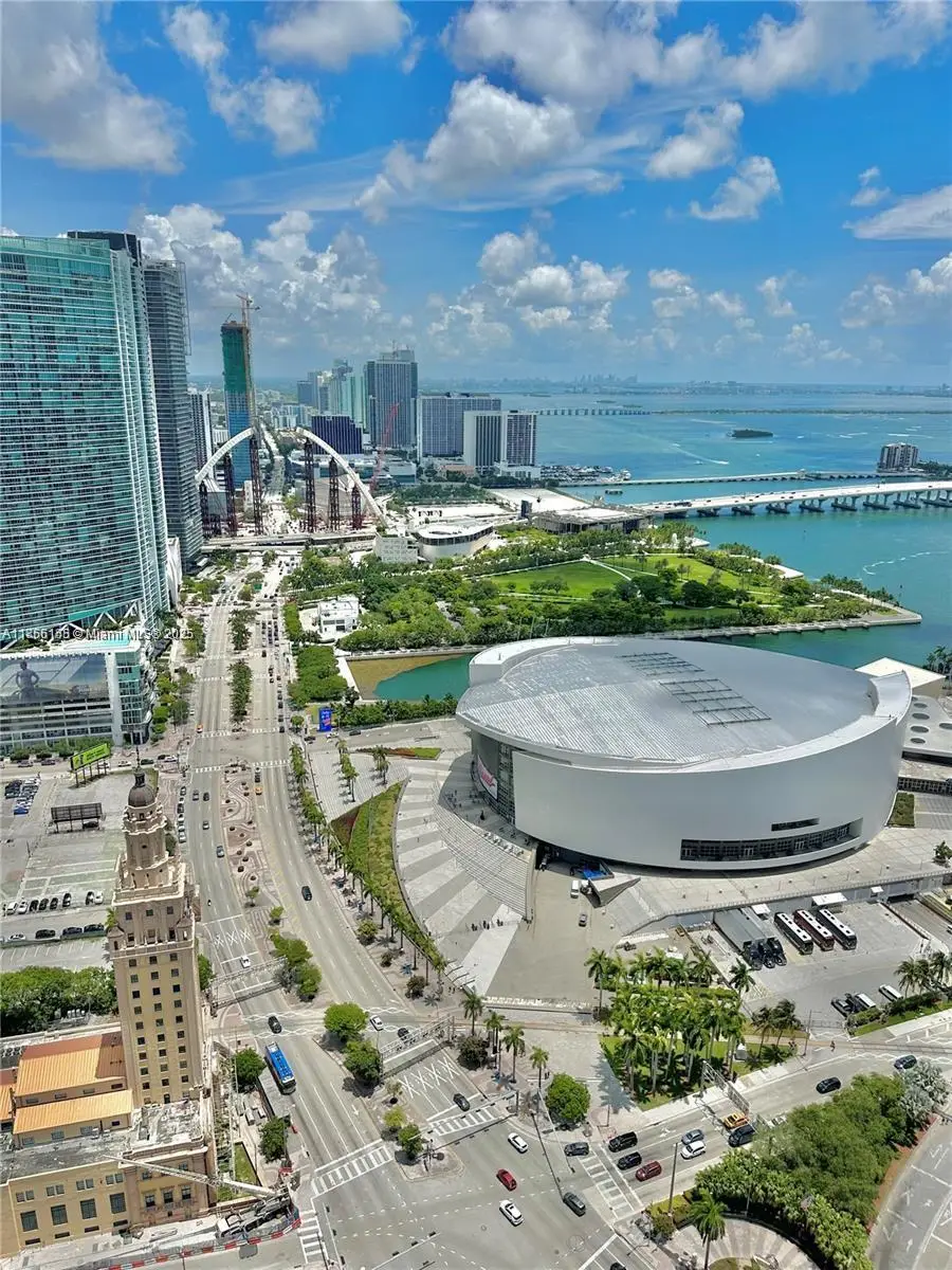 398 NE 5th St #4005, Miami, FL 33132 - #1