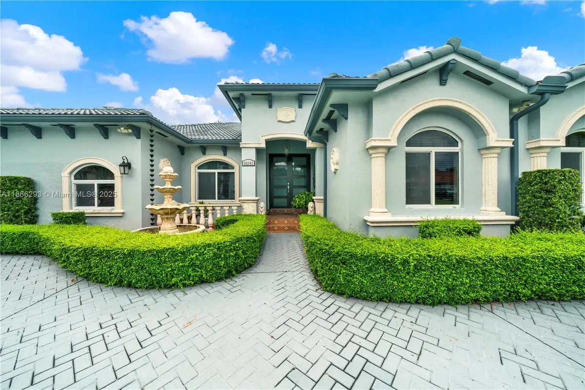 16242 SW 42nd Ter, Miami, FL 33185 - Image #1