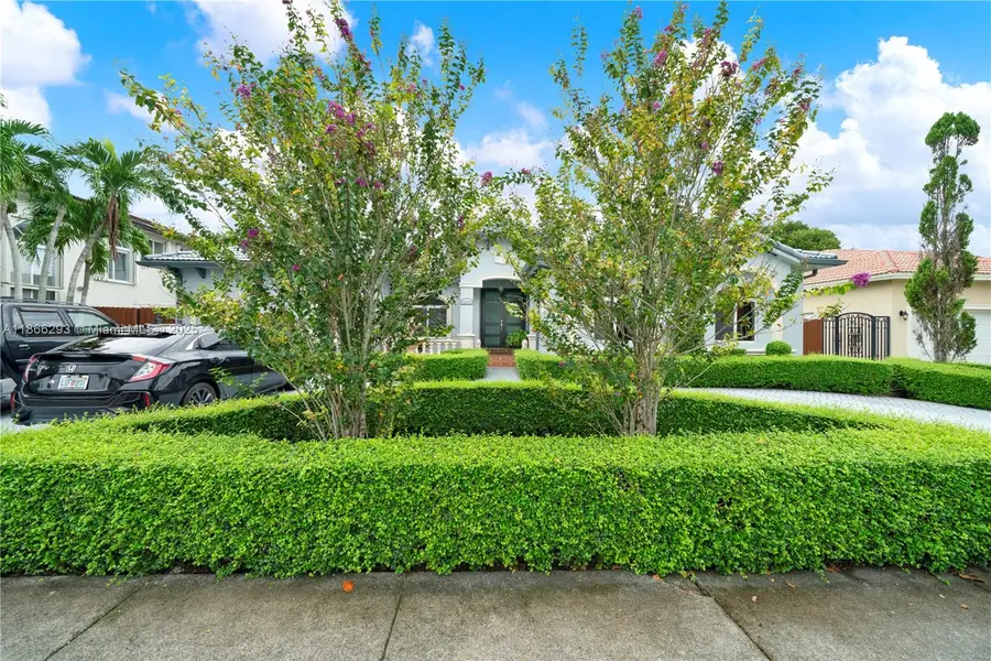 16242 SW 42nd Ter, Miami, FL 33185 - Image #2