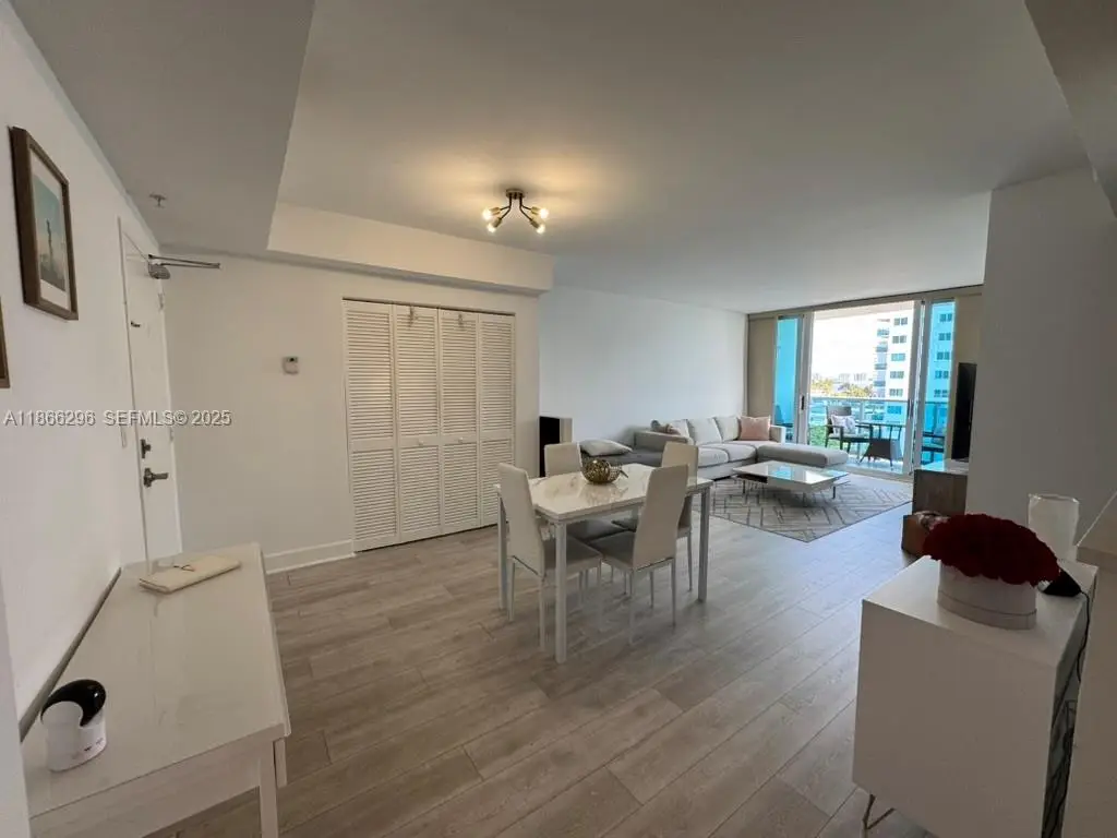 7501 E Treasure Dr #7L, North Bay Village, FL 33141 - Image #1