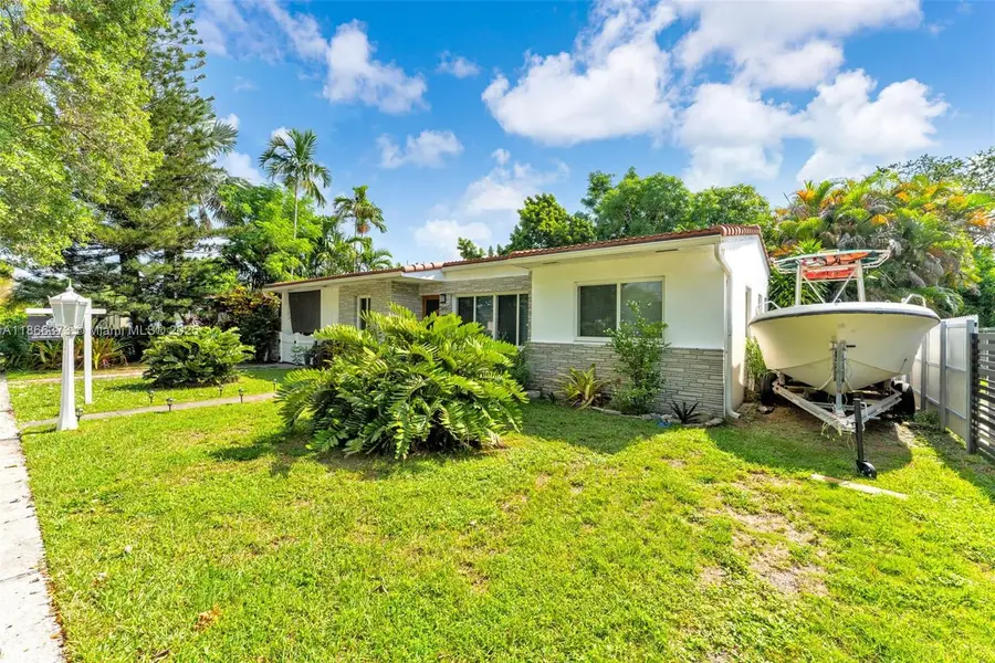 3965 SW 60th Ct, Miami, FL 33155 - Image #3