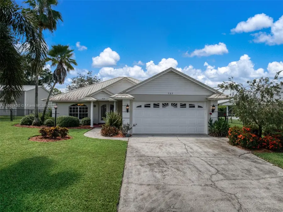 505 Barcelona Drive, Sebring, FL 33875 - Image #2