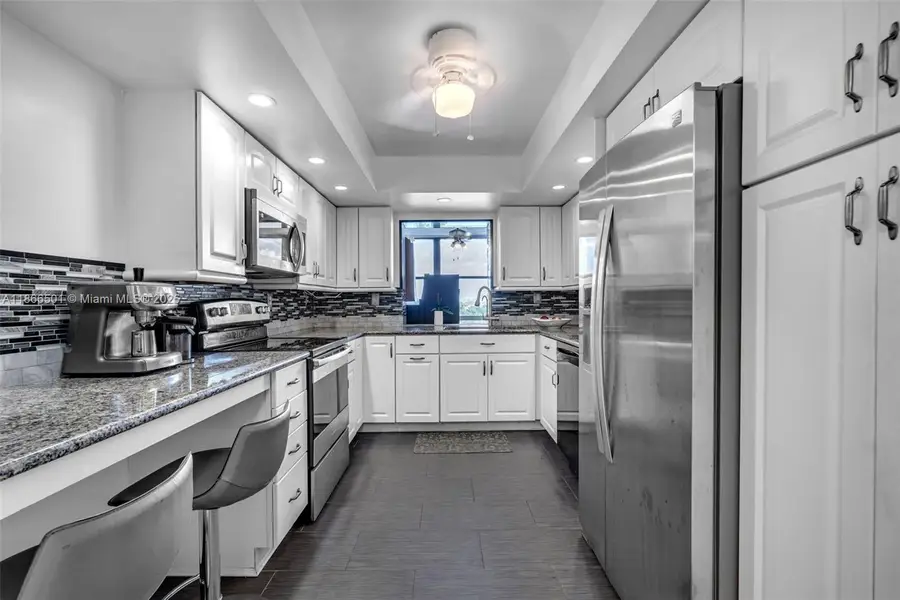 1000 Parkview Dr #715, Hallandale Beach, FL 33009 - #3