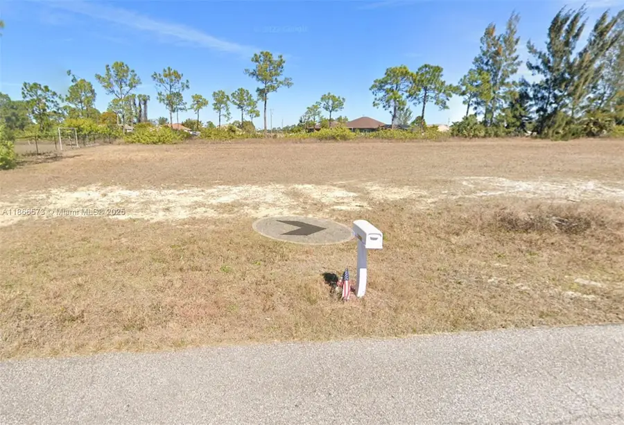 2707 NW 26th St, Cape Coral, FL 33993 - Image #2