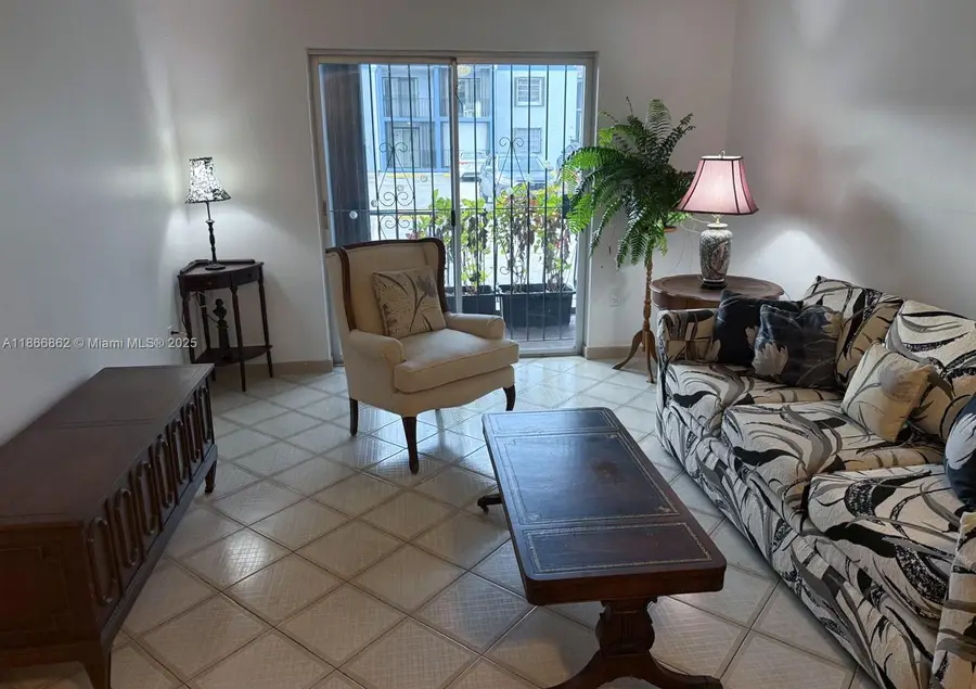 160 SW 30th Ave #109A, Miami, FL 33135 - Image #2