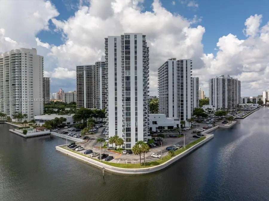 20515 E Country Club Dr #746, Aventura, FL 33180 - #2