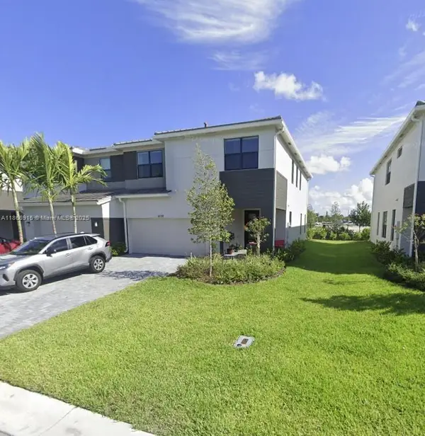 8719 Antarus Dr, Lake Worth, FL 33467