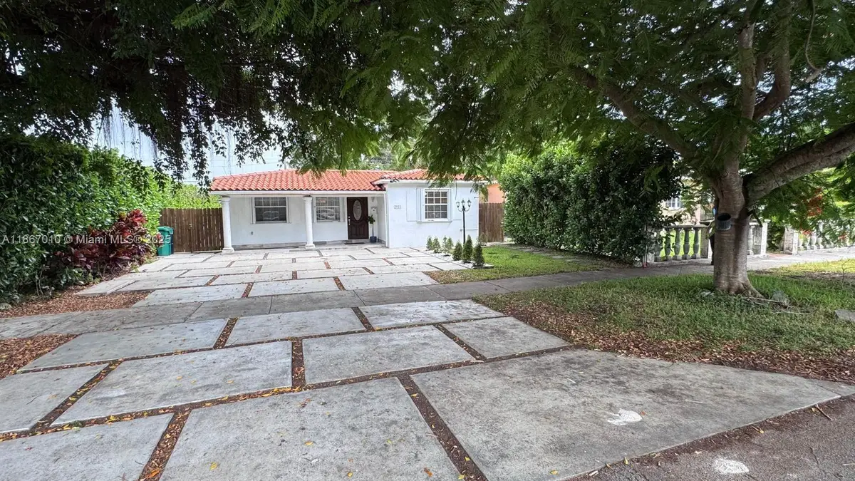3911 SW 61st Ave, Miami, FL 33155 - Image #1