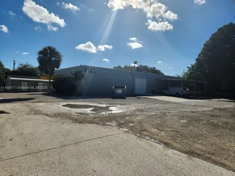 4182 S University Dr, Davie, FL 33328 - Image #1