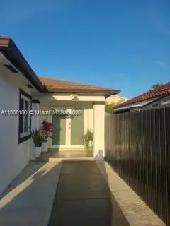 15563 SW 137th Pl, Miami, FL 33177 - Image #2