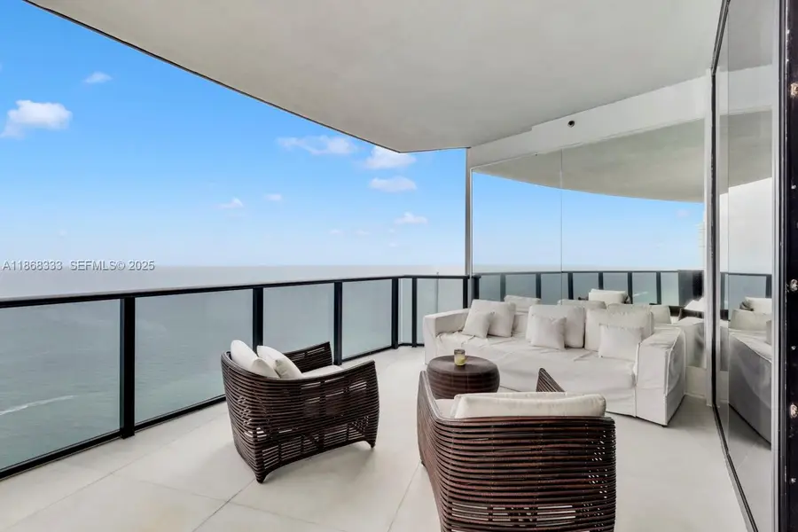 18555 Collins Ave #4605, Sunny Isles Beach, FL 33160 - #2