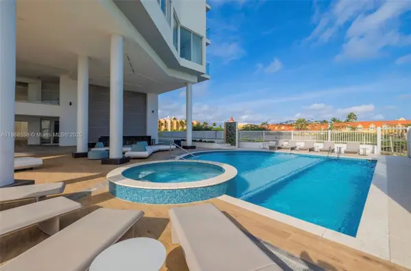 1 Irausquin Blvd Eagle Beach Aruba #4B, , AR 
