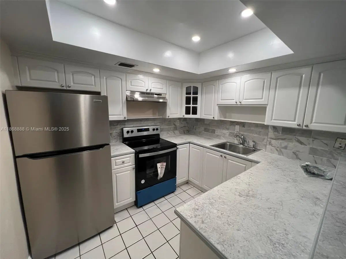 2605 NW 47th Ter #103, Lauderdale Lakes, FL 33313 - Image #1