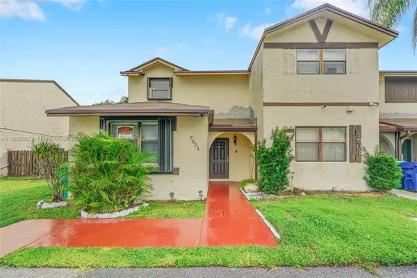 7501 NW 33rd St, Lauderhill, FL 33319