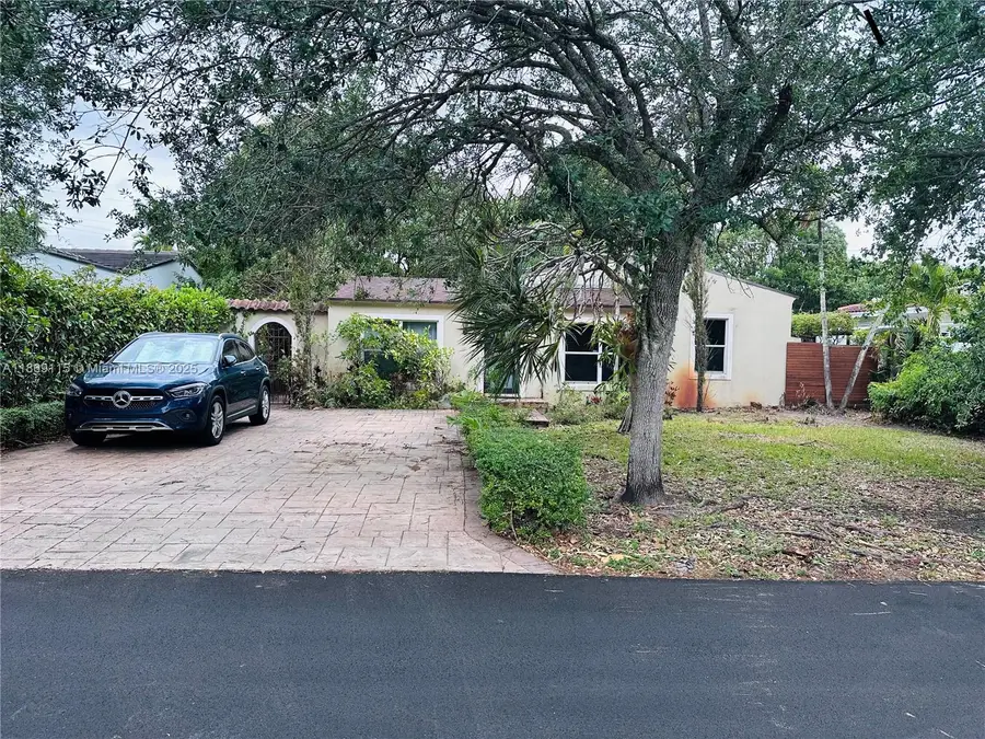 4371 SW 14th St, Miami, FL 33134 - Image #2