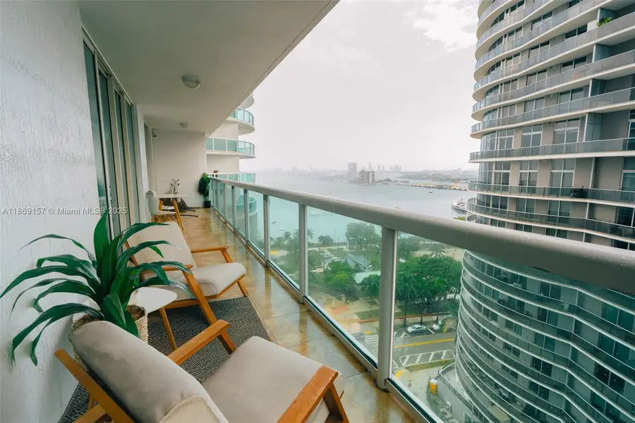 1800 N Bayshore Dr #1412, Miami, FL 33132 - Image #3