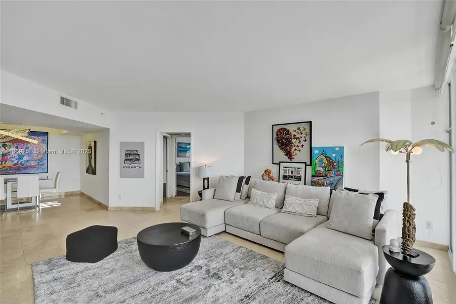 21205 Yacht Club Dr #3103, Aventura, FL 33180 - Image #3