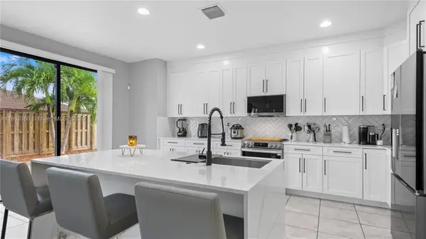 15305 SW 173rd St, Miami, FL 33187