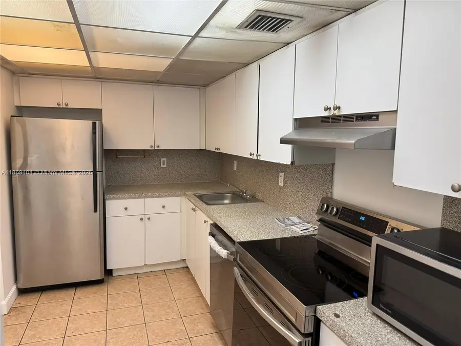1800 Sans Souci Blvd #106, North Miami, FL 33181 - Image #2