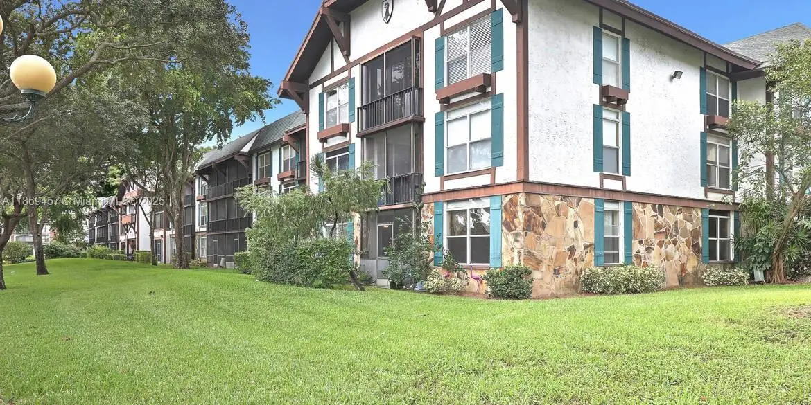 Address Withheld By Seller, Lauderhill, FL 33319 - #1