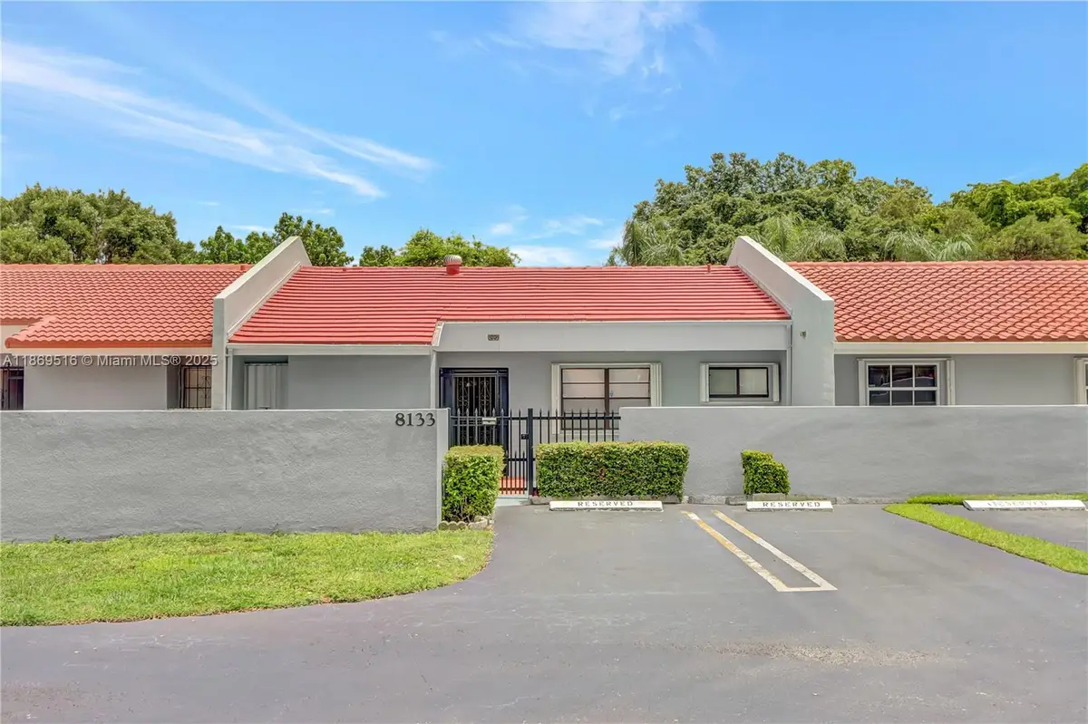 8133 SW 152nd Ct, Miami, FL 33193 - Image #1