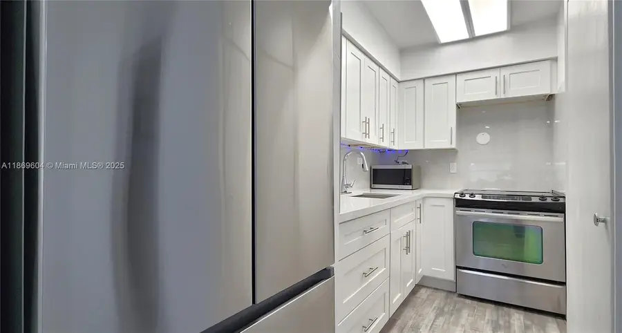 2901 Polk St #14, Hollywood, FL 33020 - Image #3