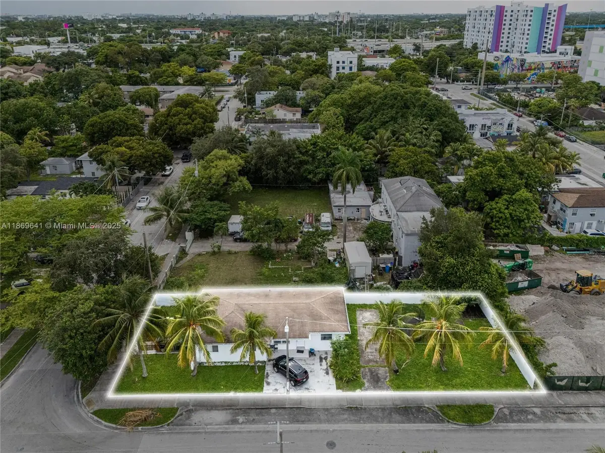301 NW 34th St, Miami, FL 33127 - Image #1