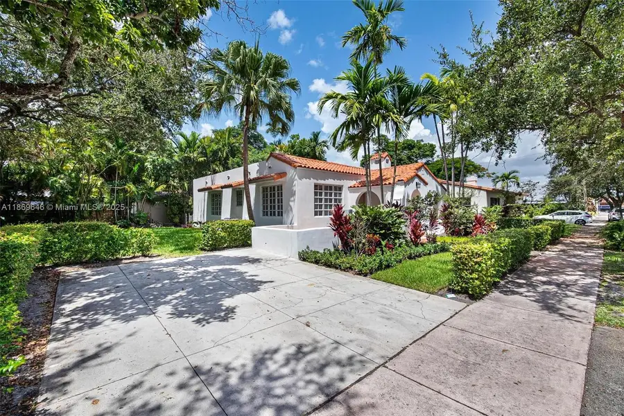 820 Lorca St, Coral Gables, FL 33134 - Image #2