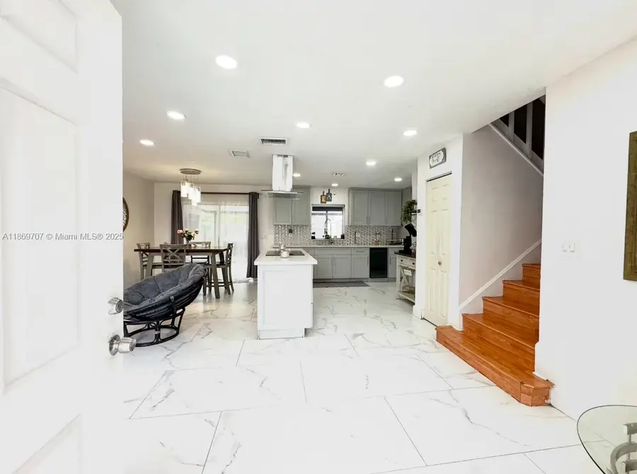 5685 NW 194th Ln, Miami Gardens, FL 33055 - Image #2