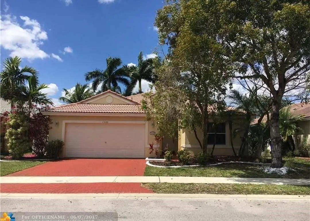 1560 SW 193rd Ter, Pembroke Pines, FL 33029 - Image #1