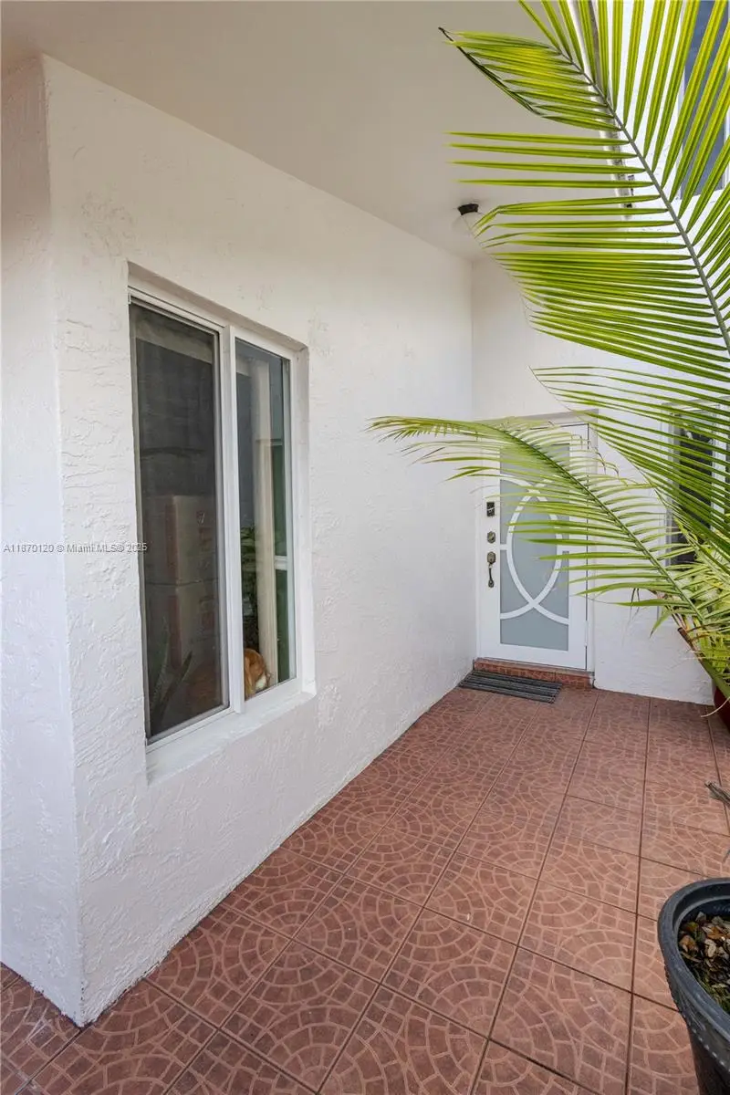 2435 SW 11th St #9-B, Miami, FL 33135 - Image #3