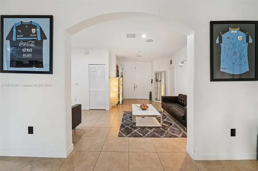 15333 SW 184th St, Miami, FL 33187 - Image #3