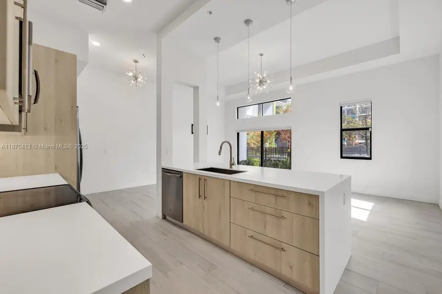 4369 NW 9th St, Plantation, FL 33317 - Image #2