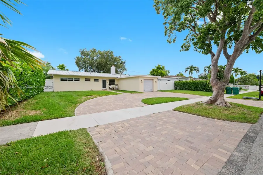 9620 Jamaica Dr, Cutler Bay, FL 33189 - Image #2