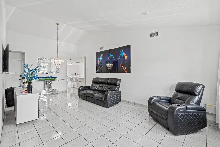 25053 SW 129th Pl, Homestead, FL 33032 - Image #3