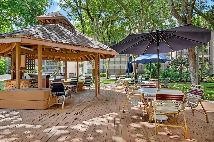 2804 N 46th Ave #C430, Hollywood, FL 33021 - Image #3