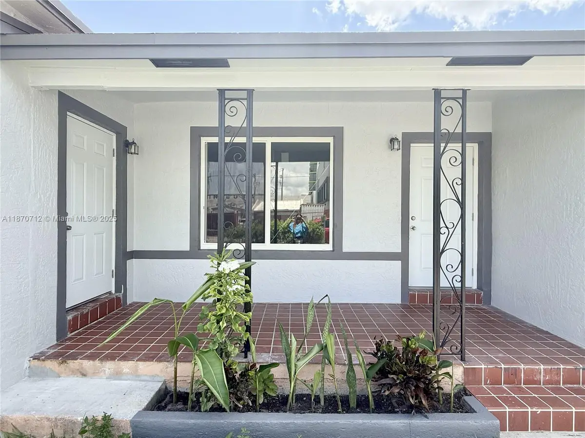 1450 NW 35th St, Miami, FL 33142 - Image #1