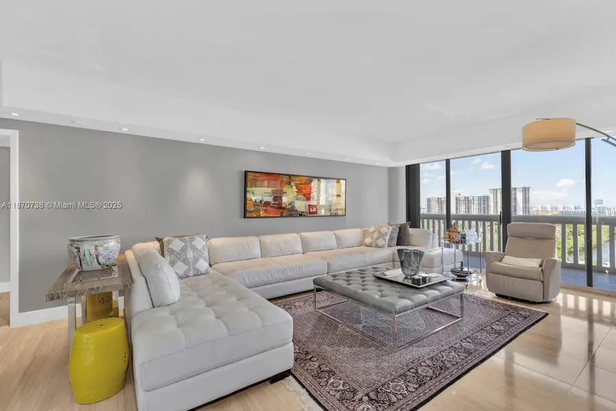 2000 Island Blvd #1405, Aventura, FL 33160 - Image #3