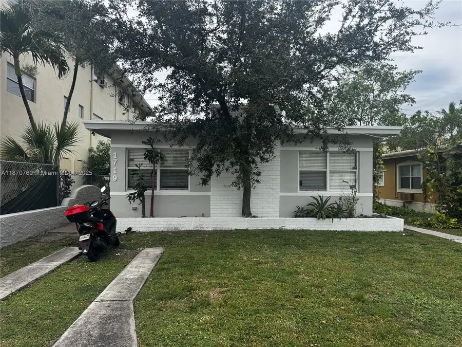 1719 Lincoln St, Hollywood, FL 33020 - Image #2