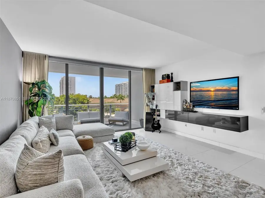 2950 NE 188th St #312, Aventura, FL 33180 - #2