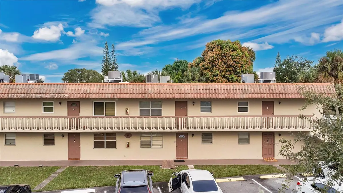 3777 NW 78th Ave #15G, Davie, FL 33024 - Image #1