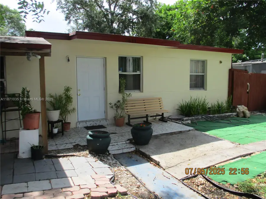 3611 SW 47th Ave, West Park, FL 33023 - Image #2